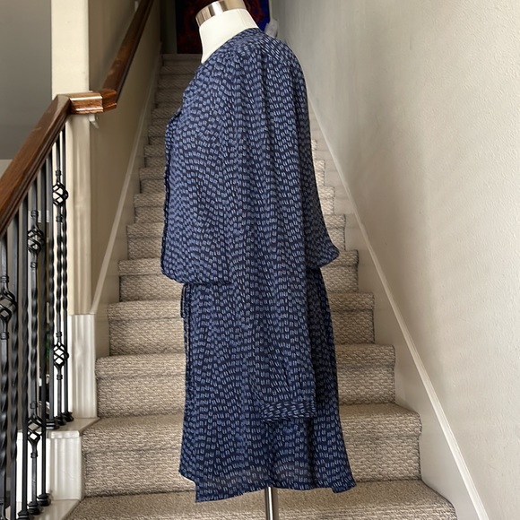 Hilary Radley Sz M Long Sleeve Top - Navy dress - Picture 4 of 8